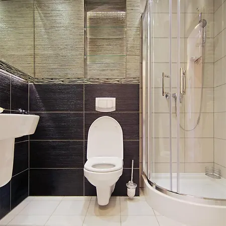 Dolina Lesnicy & Feriested