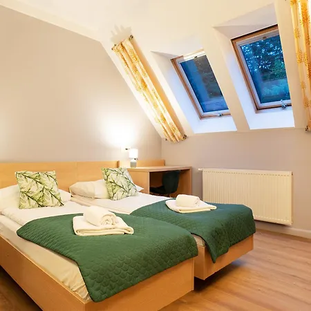 Dolina Lesnicy & Rezort *