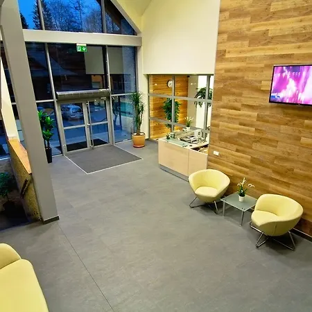 Rezort Dolina Lesnicy & *