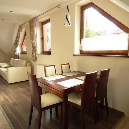 Rezort Dolina Lesnicy & *