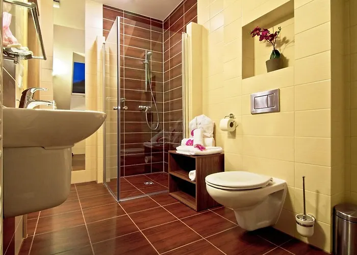 Dolina Lesnicy & * ברנה